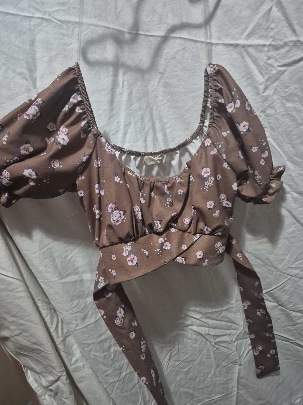 Brown Floral Puff-Sleeve Crop Top